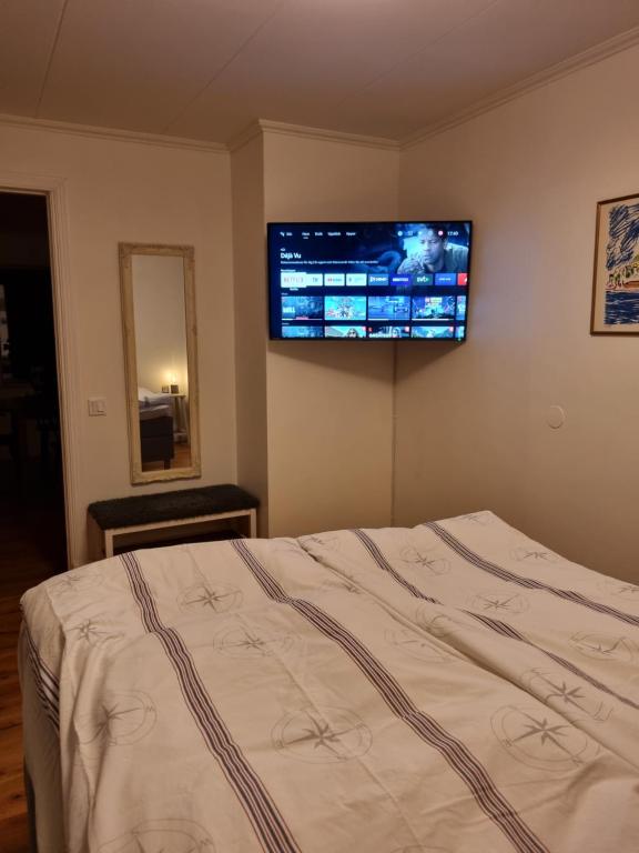 Postel nebo postele na pokoji v ubytování Riverside villa