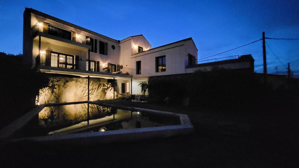 Πισίνα στο ή κοντά στο La casa nido