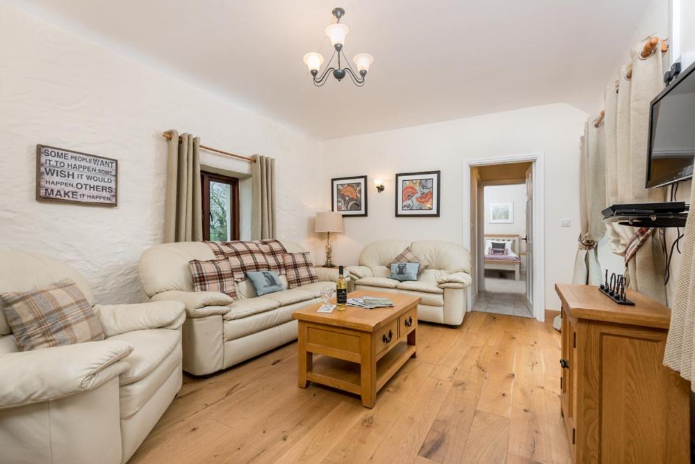 Μια τηλεόραση ή/και κέντρο ψυχαγωγίας στο Drovers Cottage