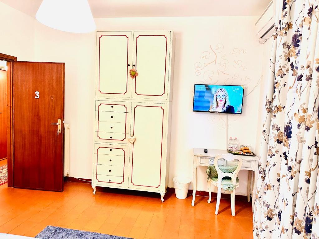 TV a/nebo společenská místnost v ubytování Cisanello Guest House