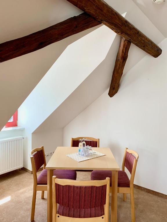 Evangelisches Allianzhaus - Large Twin Room