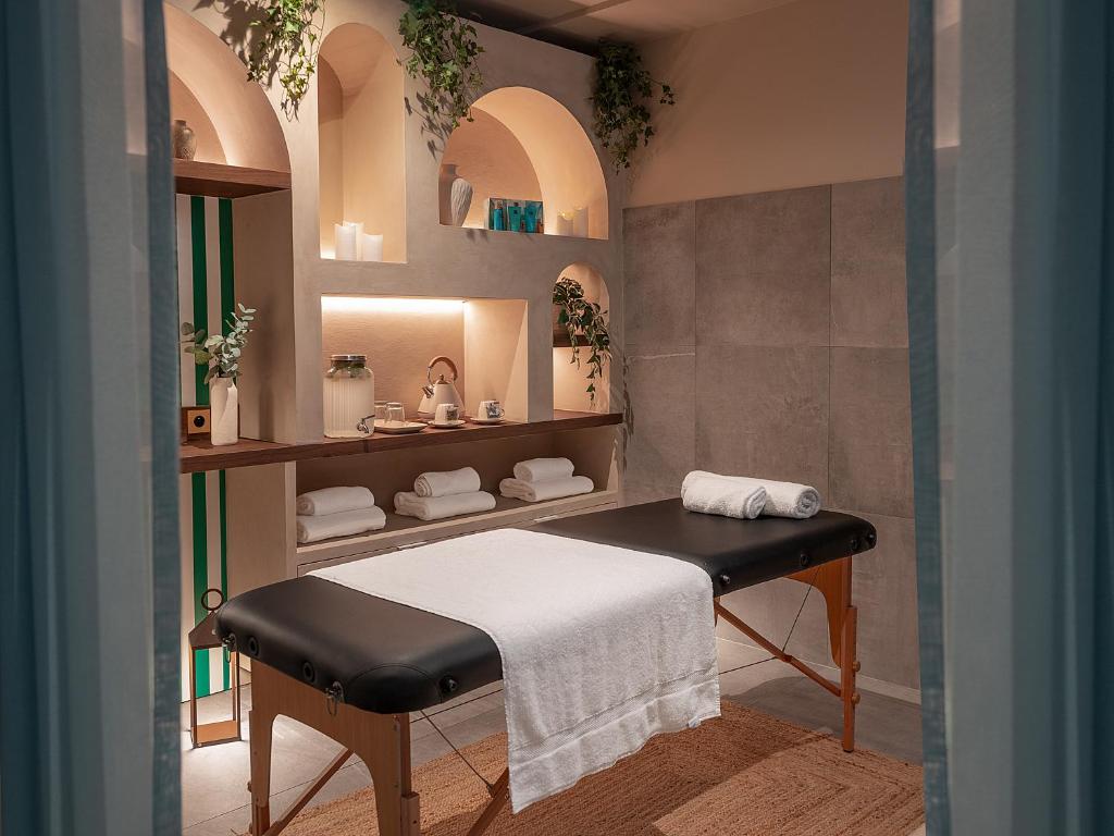 Bob Hotel - Resim 37