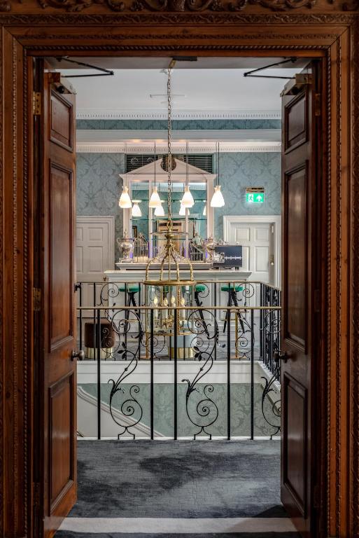 No. 30 Knightsbridge - Resim 9