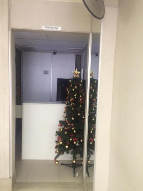  Apartamento esquina com Ipanema no posto 6 so duas quadras da praia preido familiar