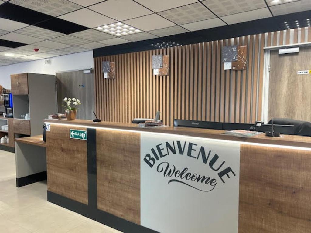 Certifikát, hodnocení, plakát nebo jiný dokument vystavený v ubytování Val Hôtel Montbéliard Sud