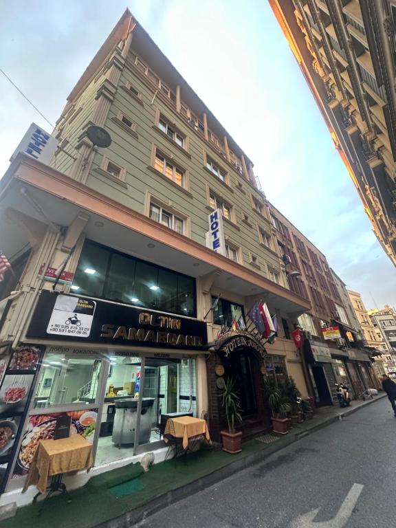 The building in which a szállodákat is located