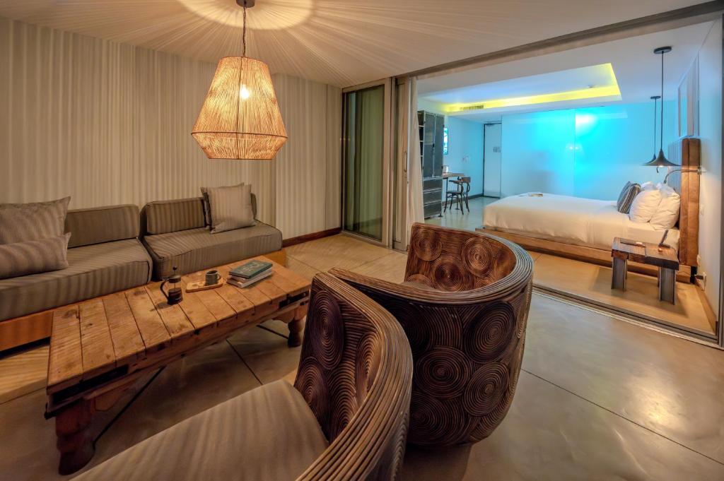 The Charlee Hotel - 初级套房