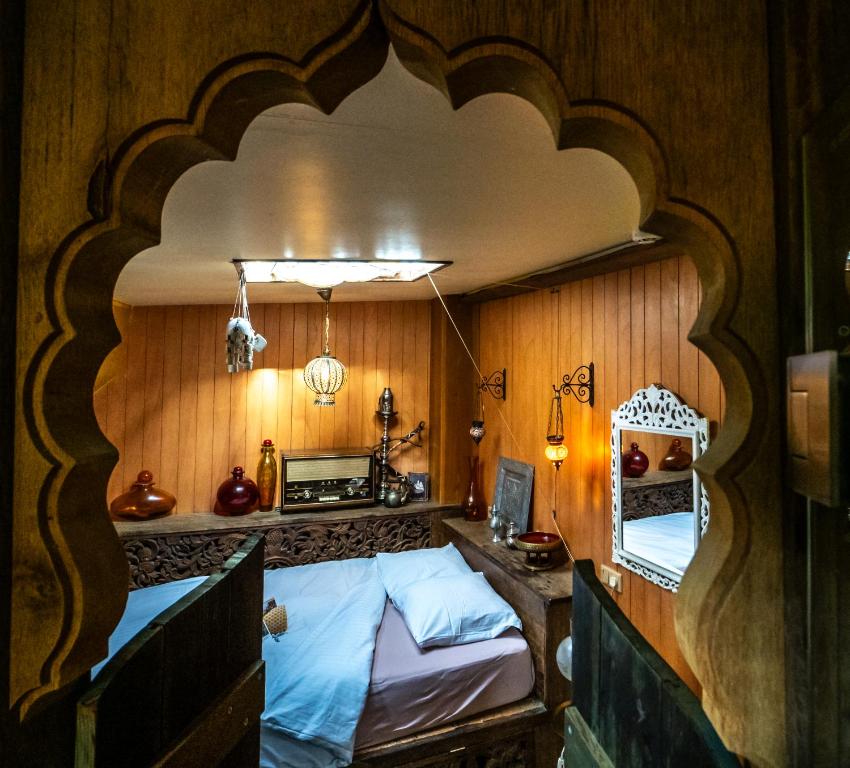 Boat 'Opoe Sientje' - Queen Room