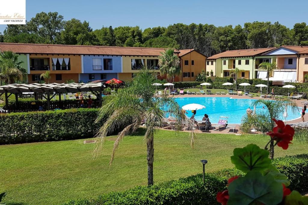 Complesso I Giardini Elisei - Two-Bedroom Apartment With Pool View