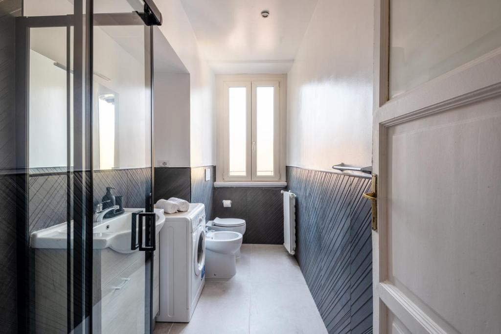 Łazienka w obiekcie Exclusive 3 bedrooms apartment in Brera