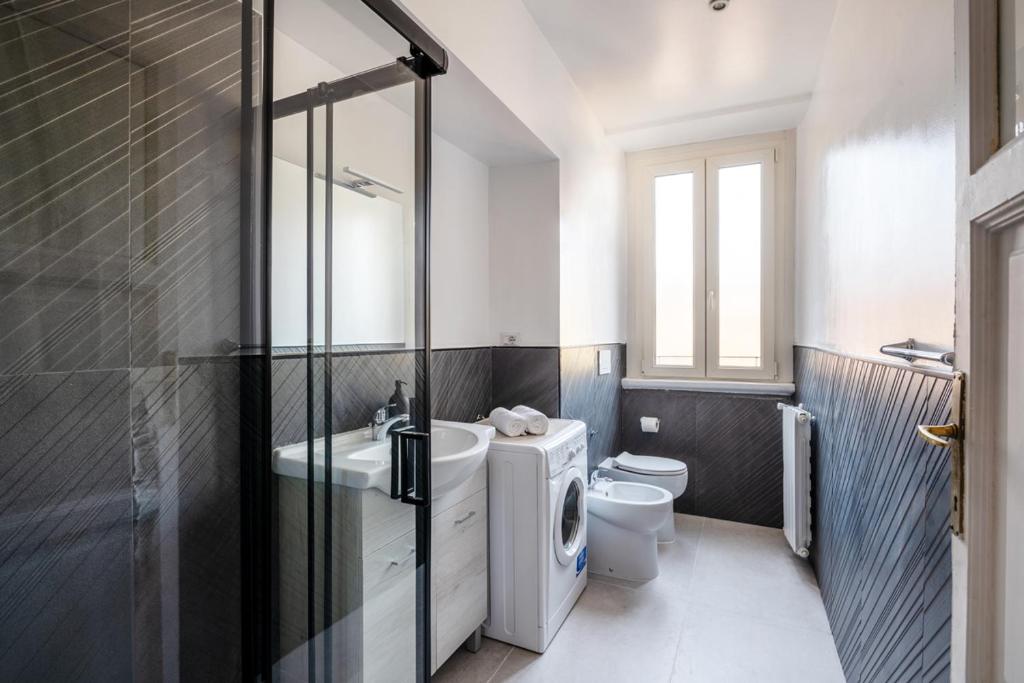 Łazienka w obiekcie Exclusive 3 bedrooms apartment in Brera