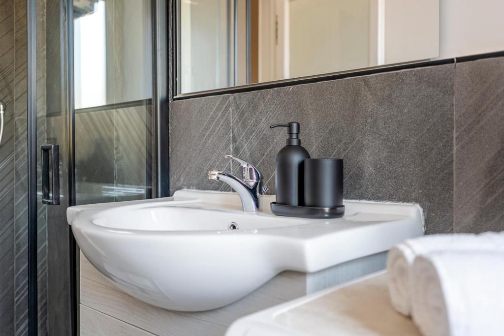 Łazienka w obiekcie Exclusive 3 bedrooms apartment in Brera