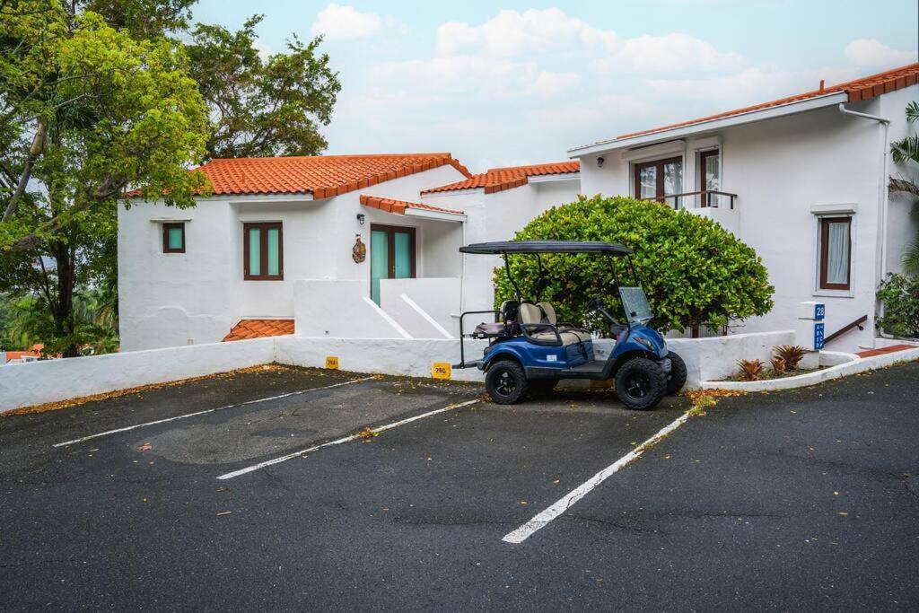 Budova, kde se vila nachází