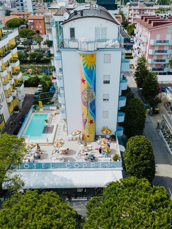 Bazén v ubytování Hotel Coppe Jesolo nebo v jeho okolí
