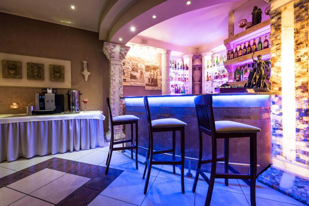 Hotel Palac Akropol - Resim 5