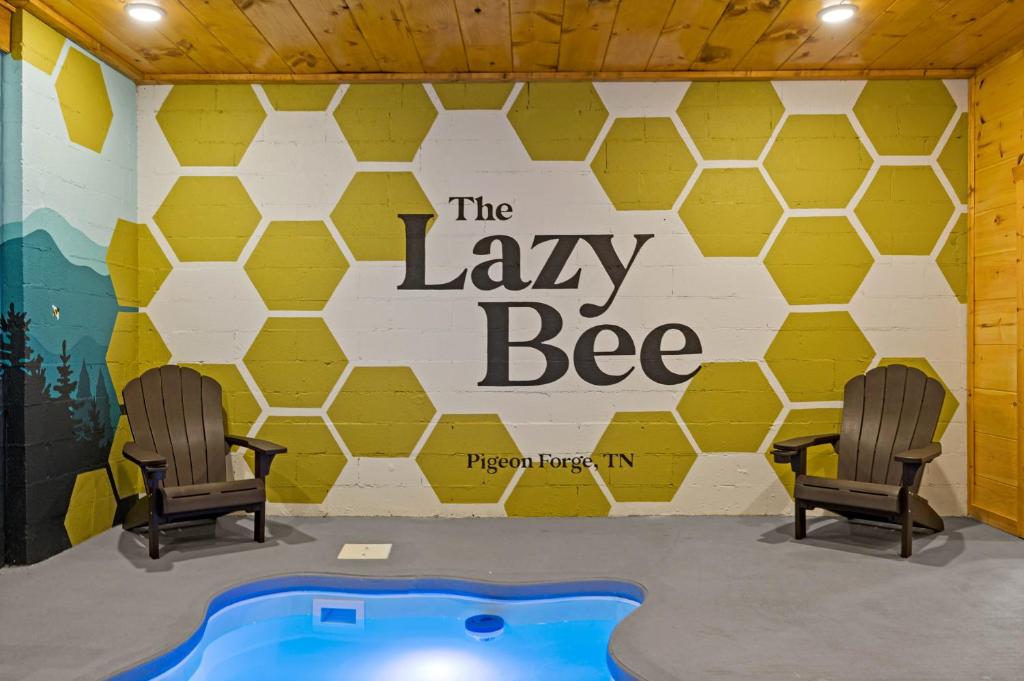 赛维尔维尔The Lazy Bee - Mountain Views, Pool, Hot Tub & Games for All的相册照片