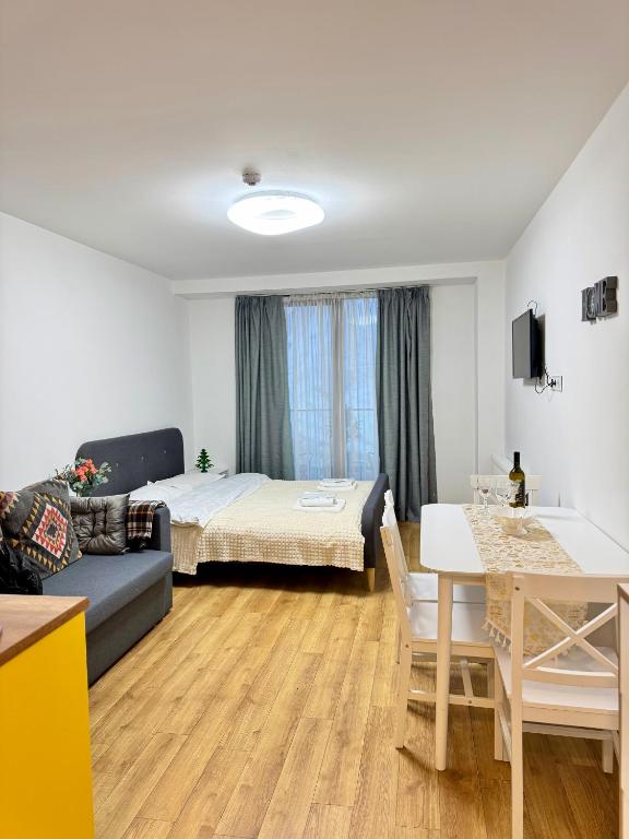 TV a/nebo společenská místnost v ubytování New Gudauri Loft 2 #226