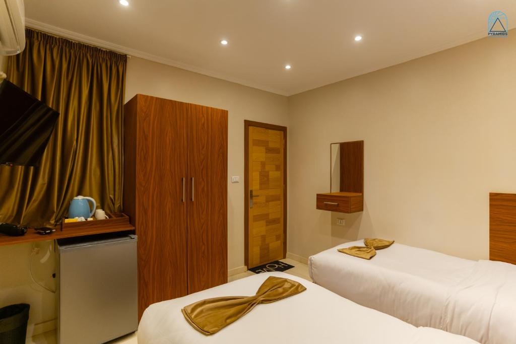 Pyramids On The Spot View - 4