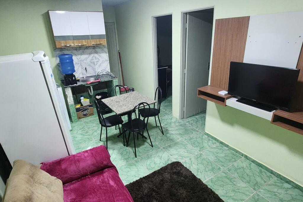 Et tv og/eller underholdning på Casa Completa e Independente