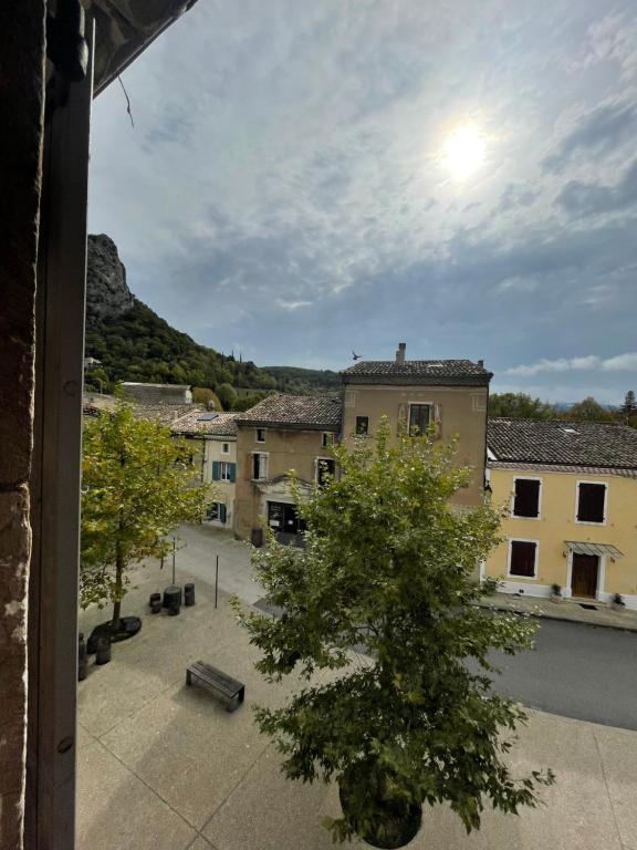 LES APPARTEMENTS DU SAINT THIERS, la Provence dans un coin de la Drôme et l'esprit d'une maison d'hôtes à Saoû - Studio