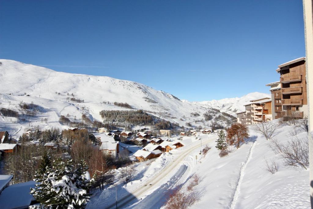 Meije 13: Grand duplex proche télésiège, vue panoramique