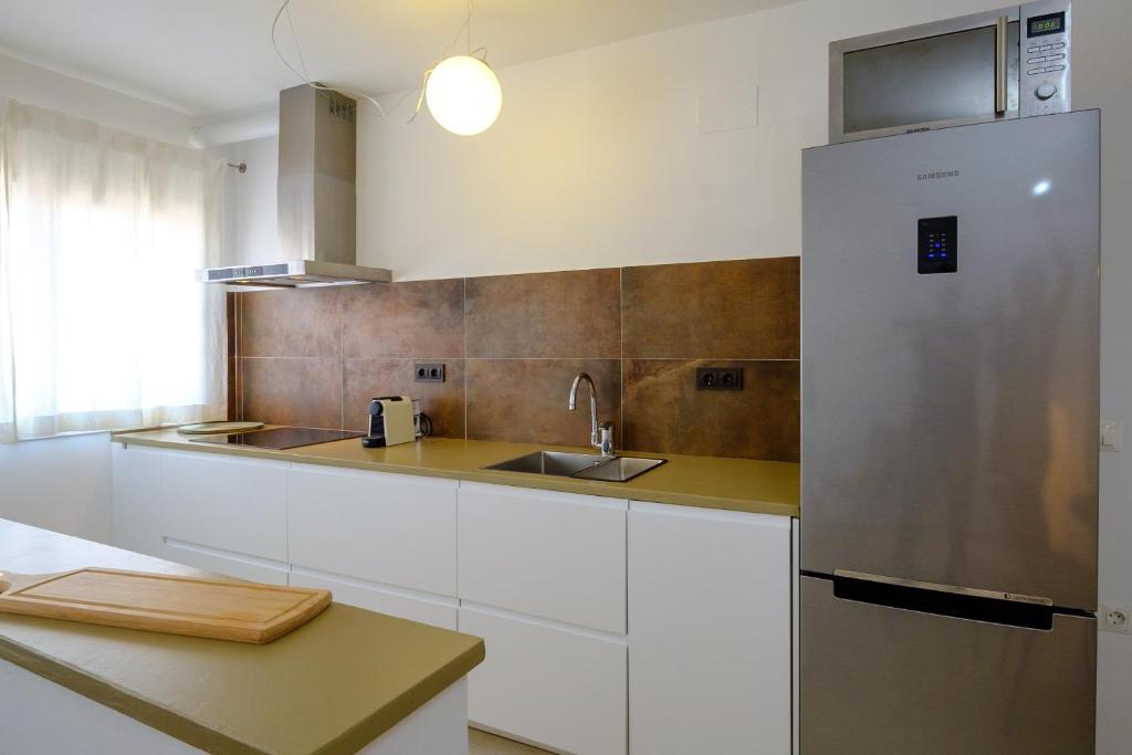 Kuchnia lub aneks kuchenny w obiekcie LOFT2STAY.COM