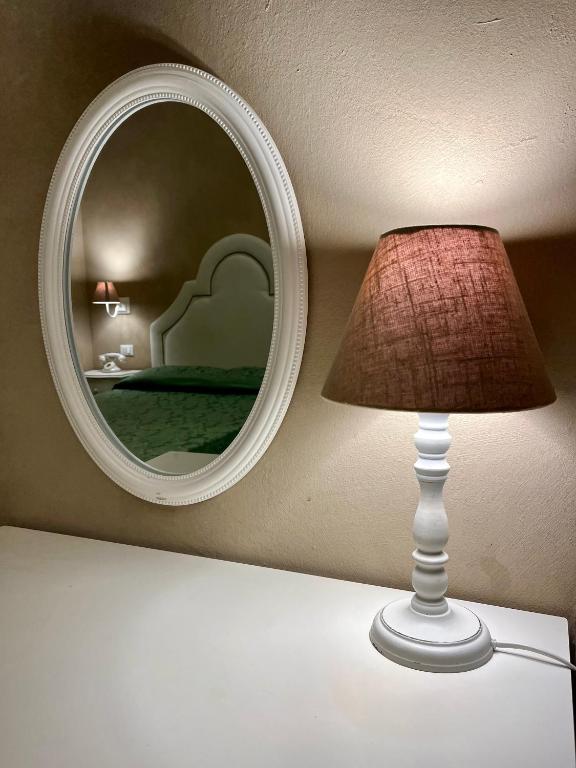 Boutique Hotel Calais Milano - Resim 29