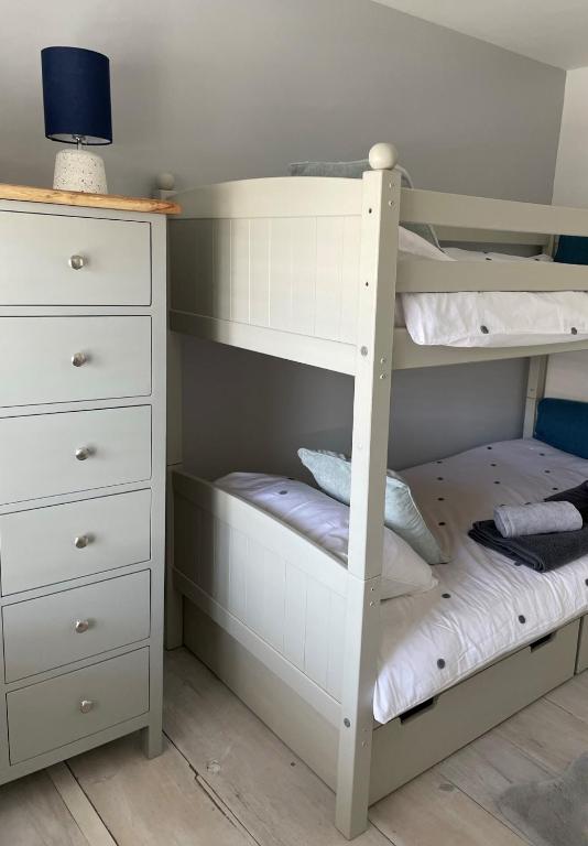 The Little Seahorse - Newly Renovated Cottage 5mins Walk The Beach with Hot Tub - Casa De Vacaciones