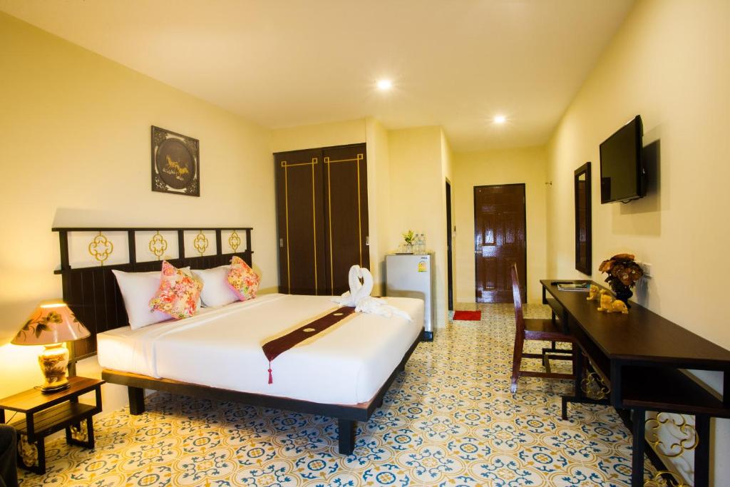 
Deluxe Double Room with Balcony
