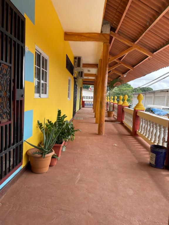 Fotografie z fotogalerie ubytování Hostal habitación habitaciones full equipadas a solo 10 minutos del aeropuerto Panamá pasifico a 20 minutos de la ciudad centros comerciales y lugares turísticos playa a 5 minutos v destinaci Veracruz
