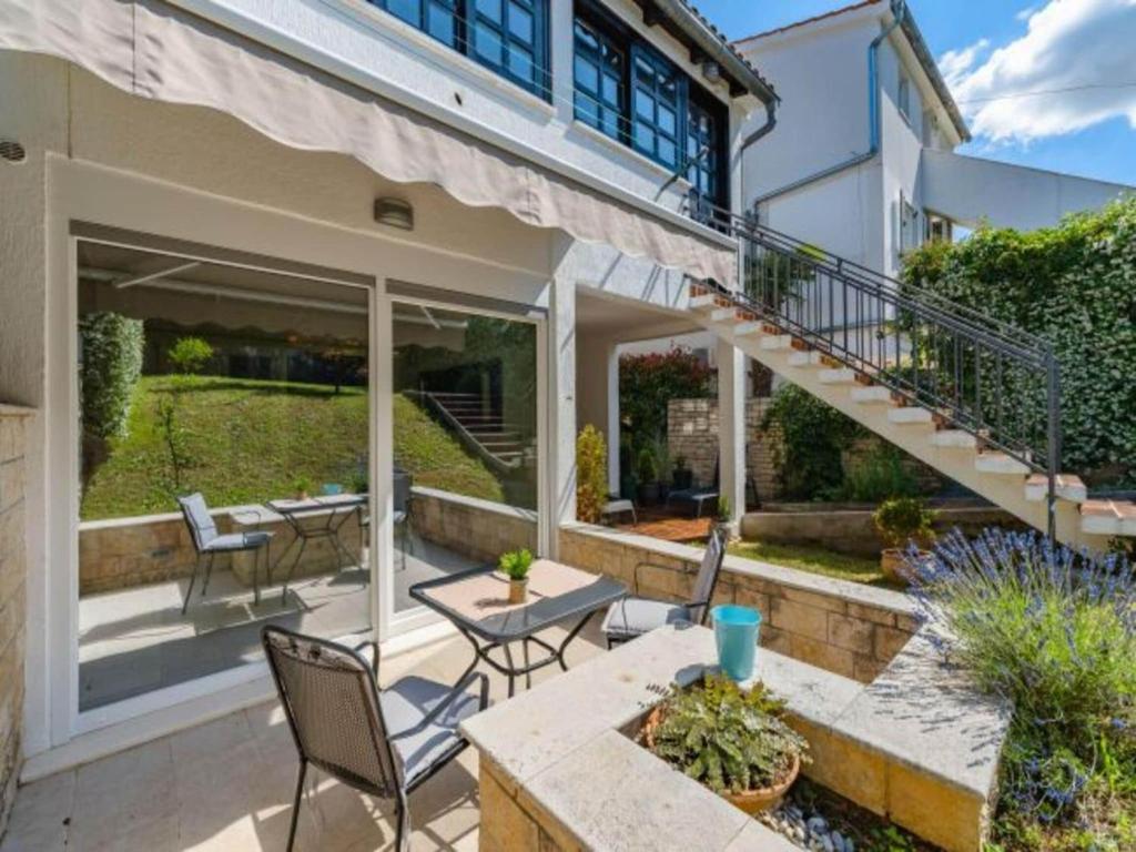 Apartment in Pore near Sand Beach