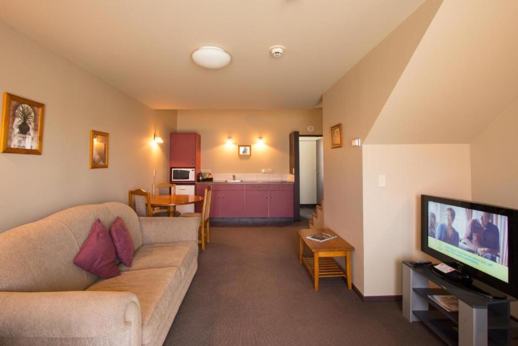 Balmoral Lodge Motel - Resim 11