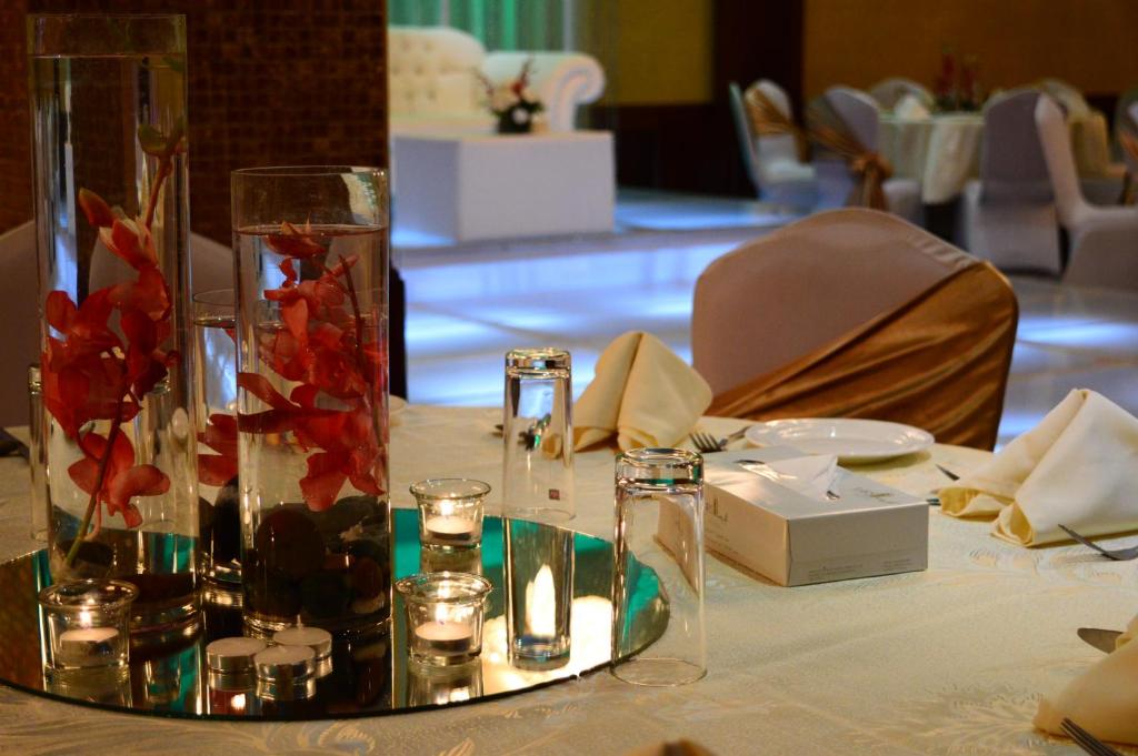 Nápoje v ubytování Larsa Hotel