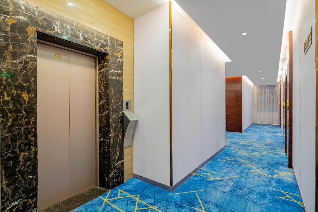 Fotografie z fotogalerie ubytování Iron Travel Hotel v Kantonu