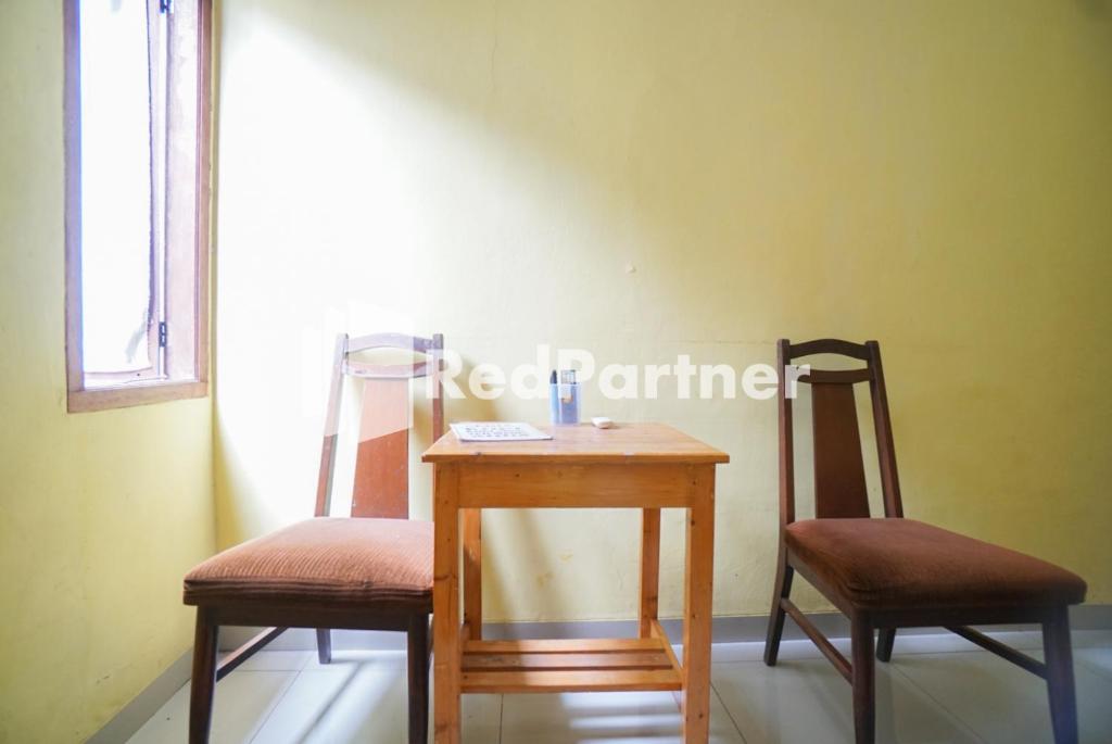 Fotografie z fotogalerie ubytování Surabaya Jaya Hotel near Soekarno Hatta Airport Redpartner v destinaci Rawalembang