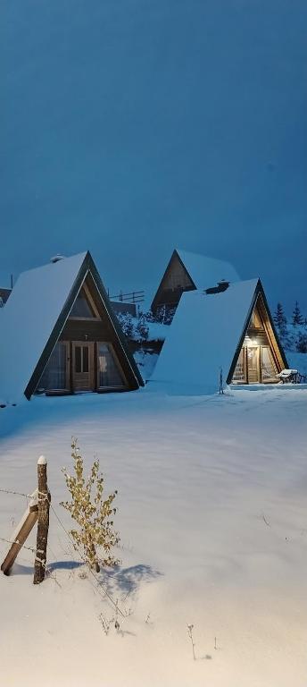 M&K chalets v zimě