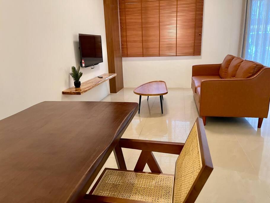 Stella BDC Landed House, Kuching (updated prices 2025)