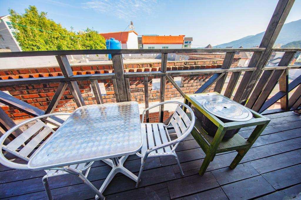 Balkón nebo terasa v ubytování Geoje hagdongae pension