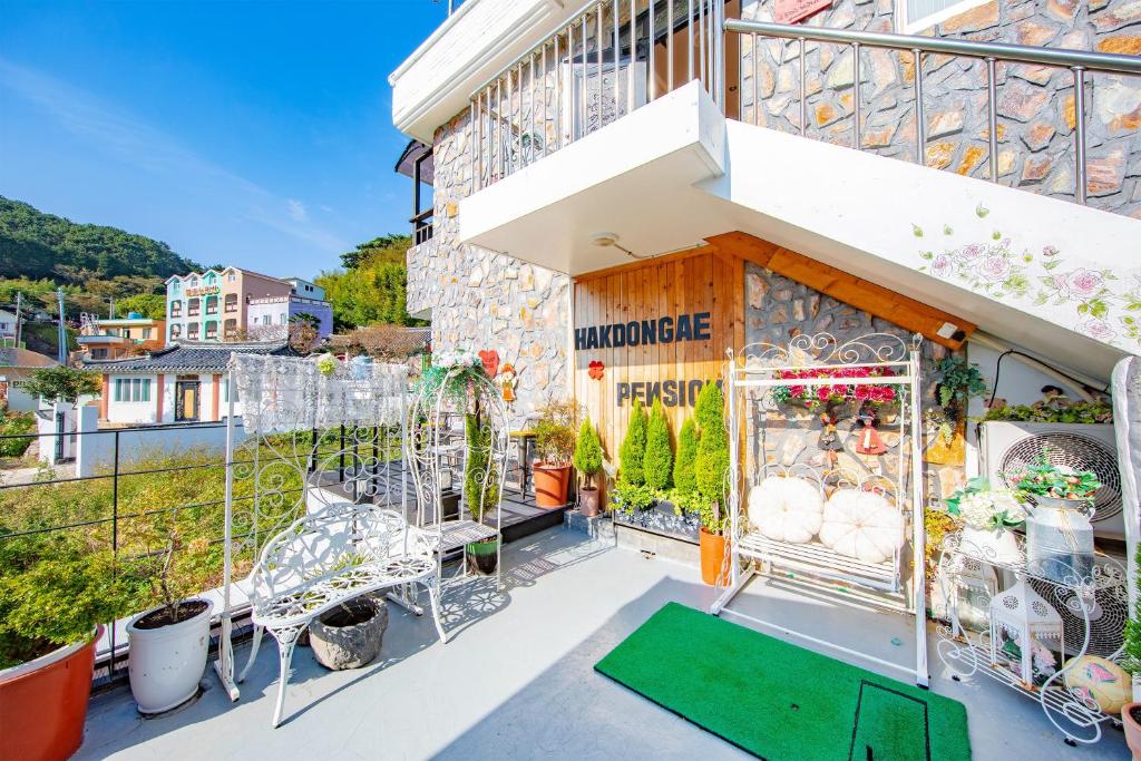 Balkón nebo terasa v ubytování Geoje hagdongae pension