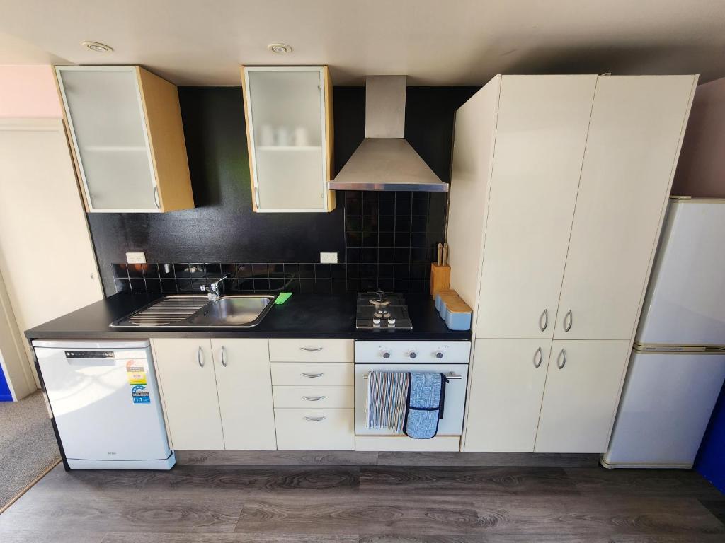 A Stones Throw From Town A-frame - Resim 11