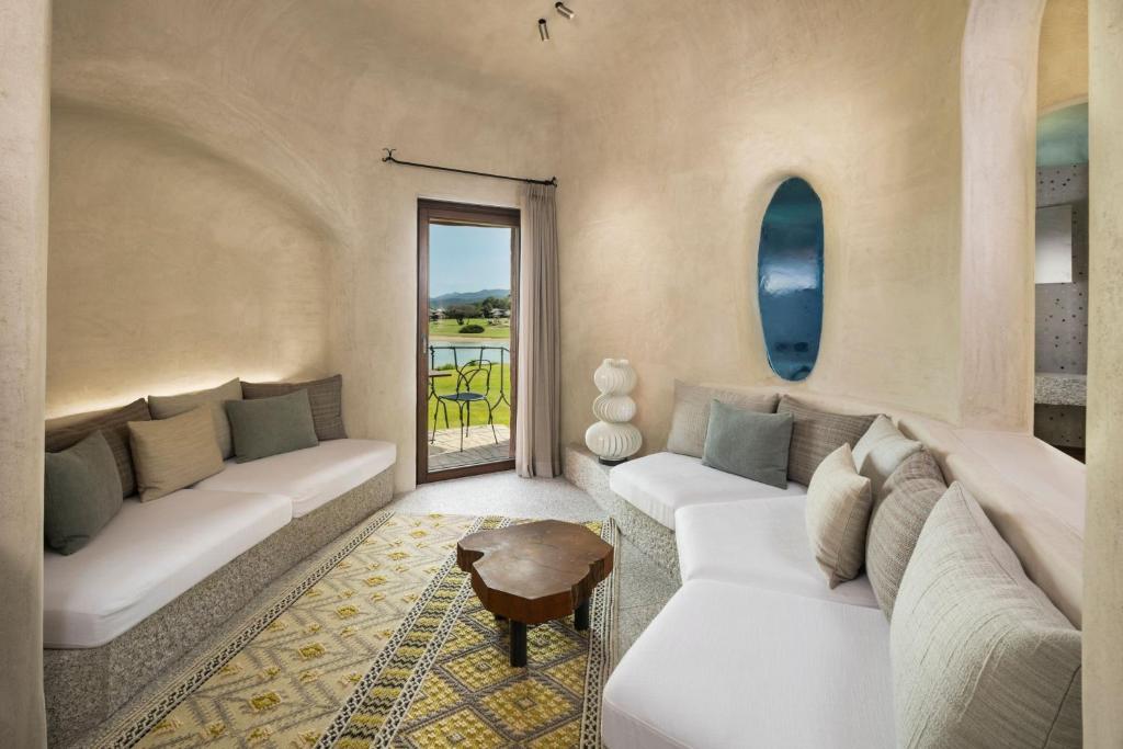 Posezení v ubytování Hotel Cala di Volpe, a Luxury Collection Hotel, Costa Smeralda
