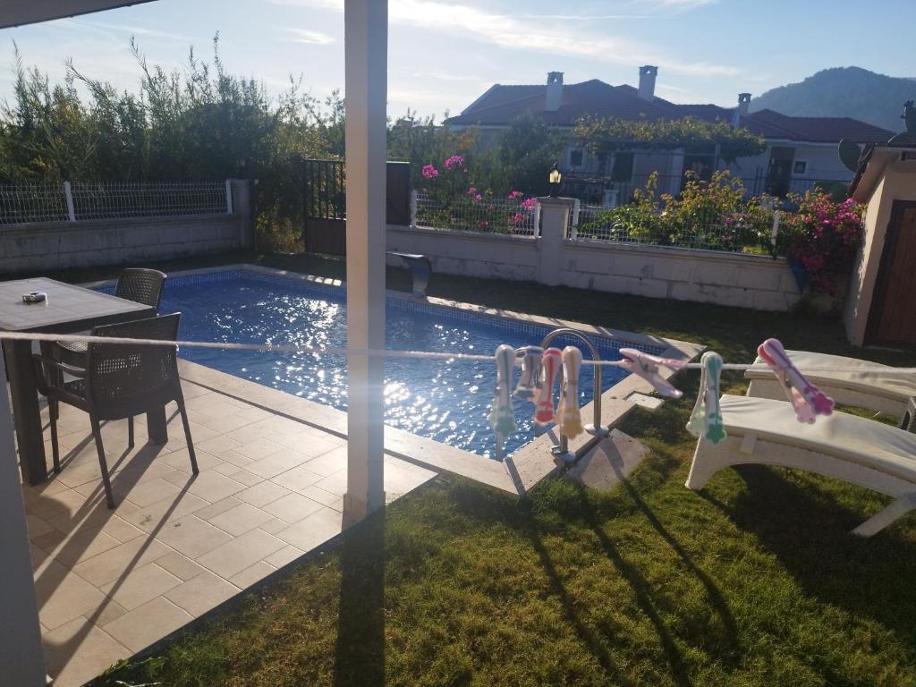 Πισίνα στο ή κοντά στο villa London