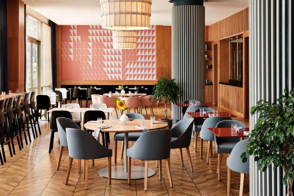 Posedenie v ubytovaní Sheraton Poznan Hotel
