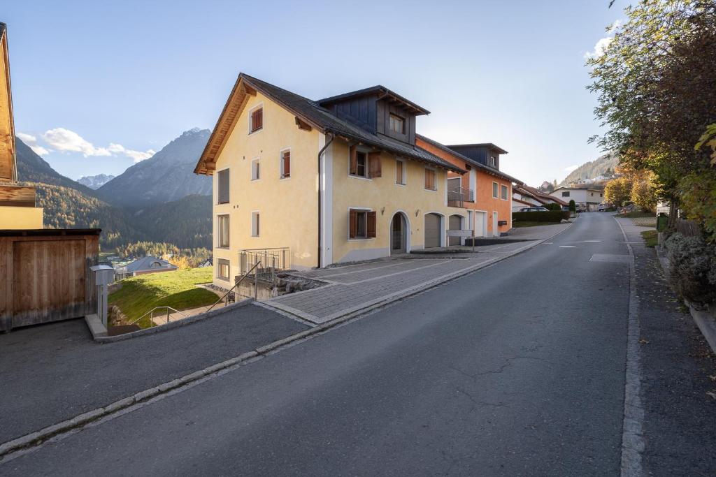 Nespecifikovaný výhled na hory nebo výhled na hory při pohledu z apartmánu