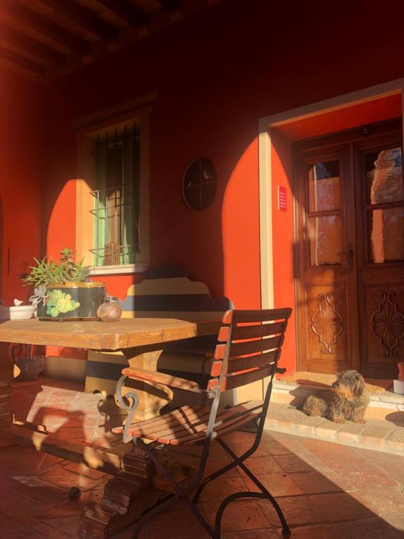 Fotografie z fotogalerie ubytování B&B Villa la Canonica con piscina privata a Padernello v destinaci Farfengo