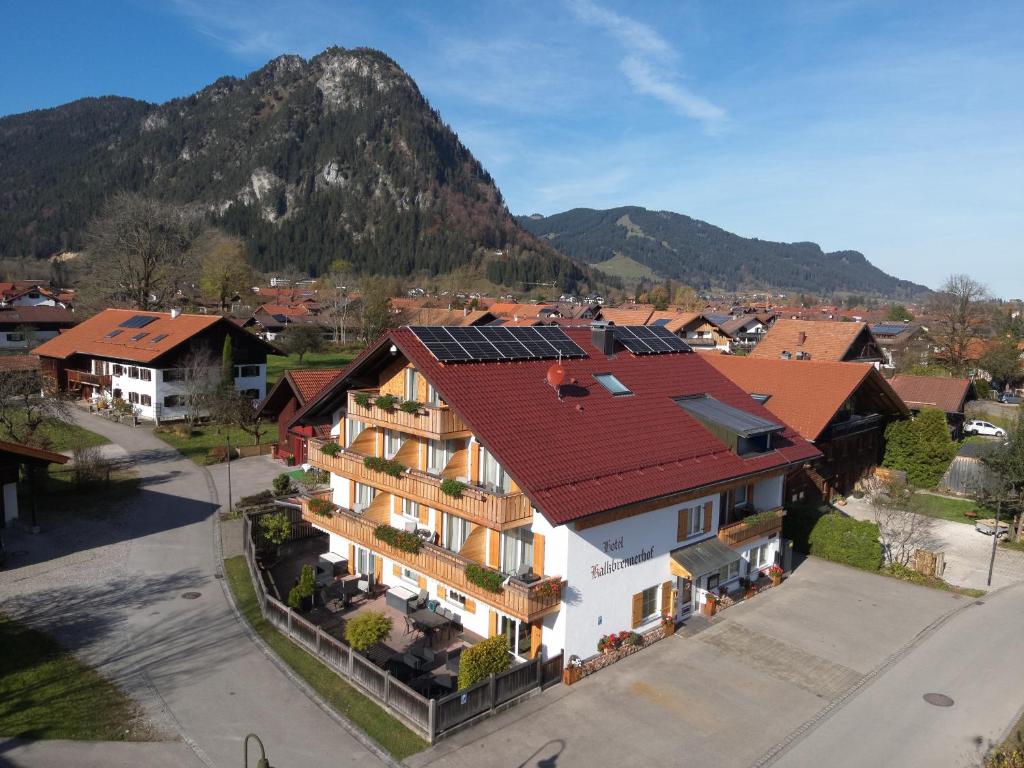 Nespecifikovaný výhled na hory nebo výhled na hory při pohledu z hotelu
