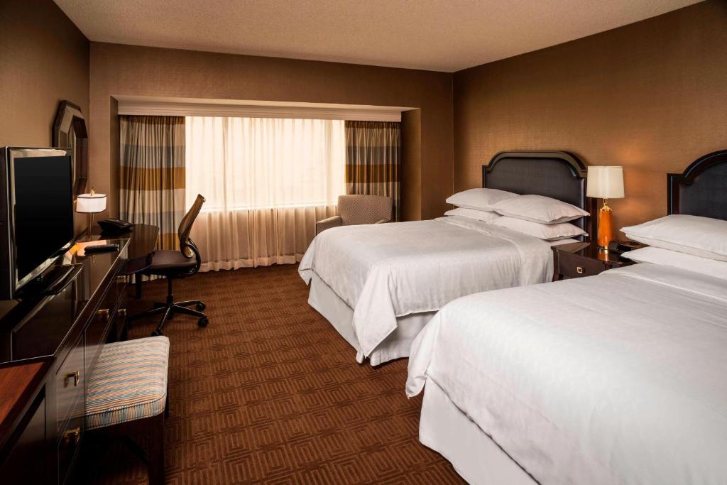 The Plaza Hotel Columbus at Capitol Square - Concierge Level, Guest Room, 2 Double, City View
