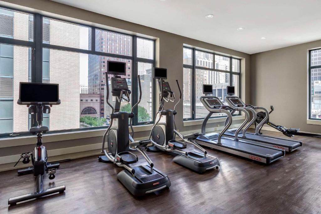 Fitness centrum a/nebo fitness zařízení v ubytování Bluegreen Vacations Hotel Blake, Ascend Resort Collection
