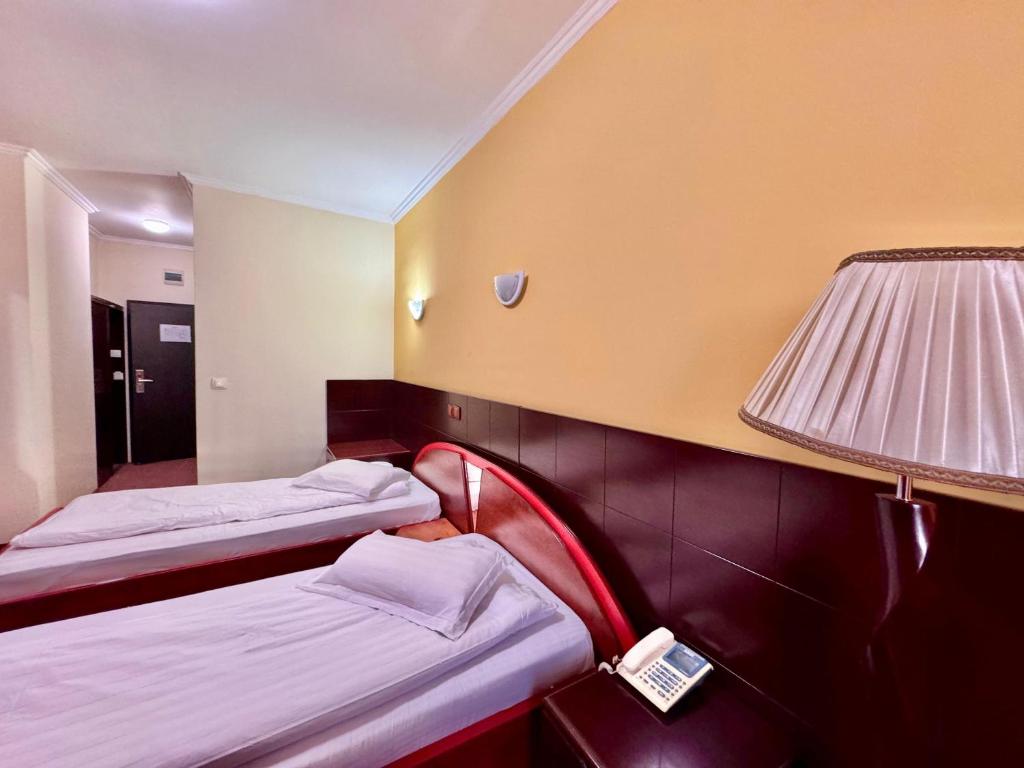 Hotel ZEN-Aeroport - Resim 25