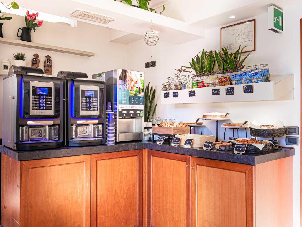 Kuchyň nebo kuchyňský kout v ubytování B&B Hotel Firenze Laurus Al Duomo